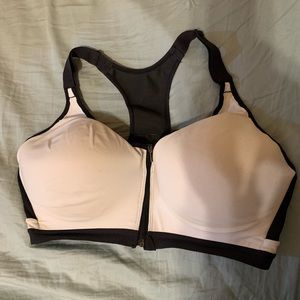 Victoria Secret Sports Bra (38DDD)